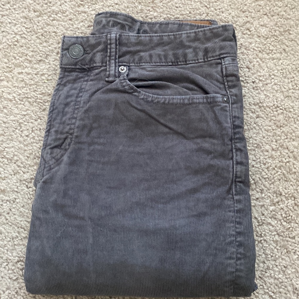 American Eagle Men’s Slim Corduroy Pants